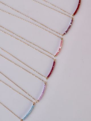 • náhrdelníky s korálky Swarovski •